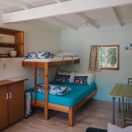 Golden Bay Holiday Park Onekaka Экстерьер фото