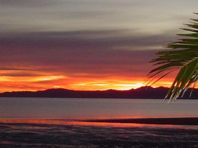 Golden Bay Holiday Park Onekaka Экстерьер фото